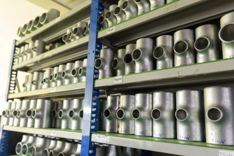 ฟิตติ้งส์เหล็กดำชุบ